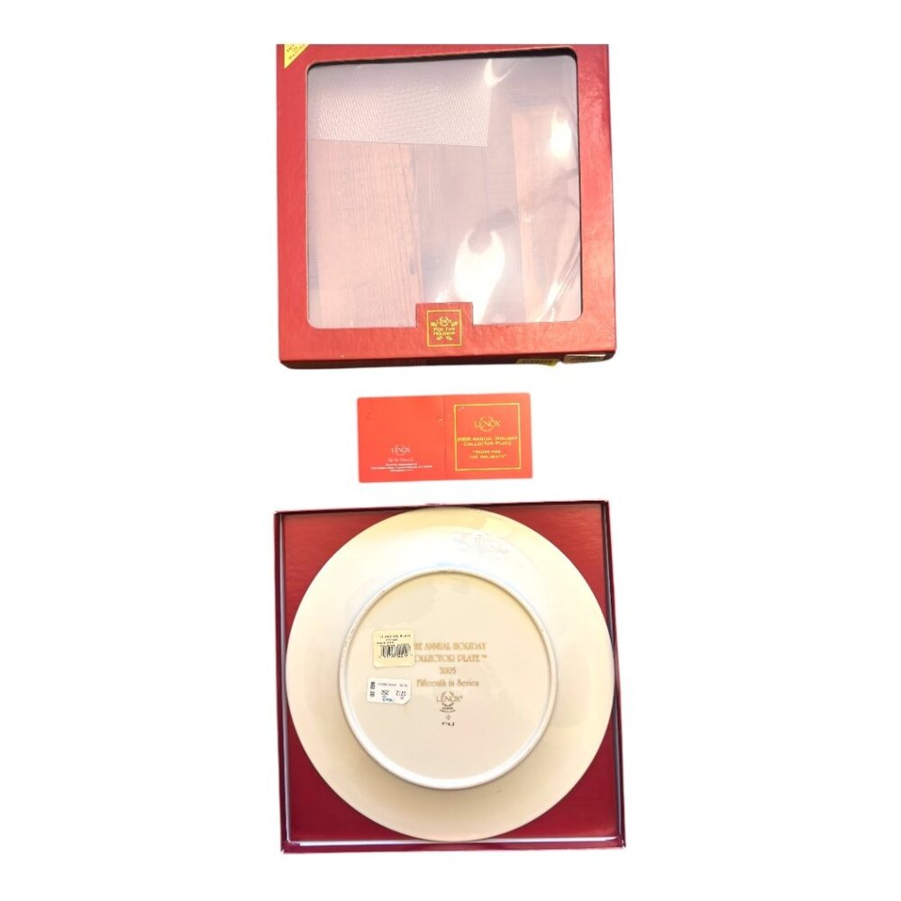 Lenox 2005 Annual Holiday Collector Plate "Home For The Holidays" Ivory China - Picture 3 of 12